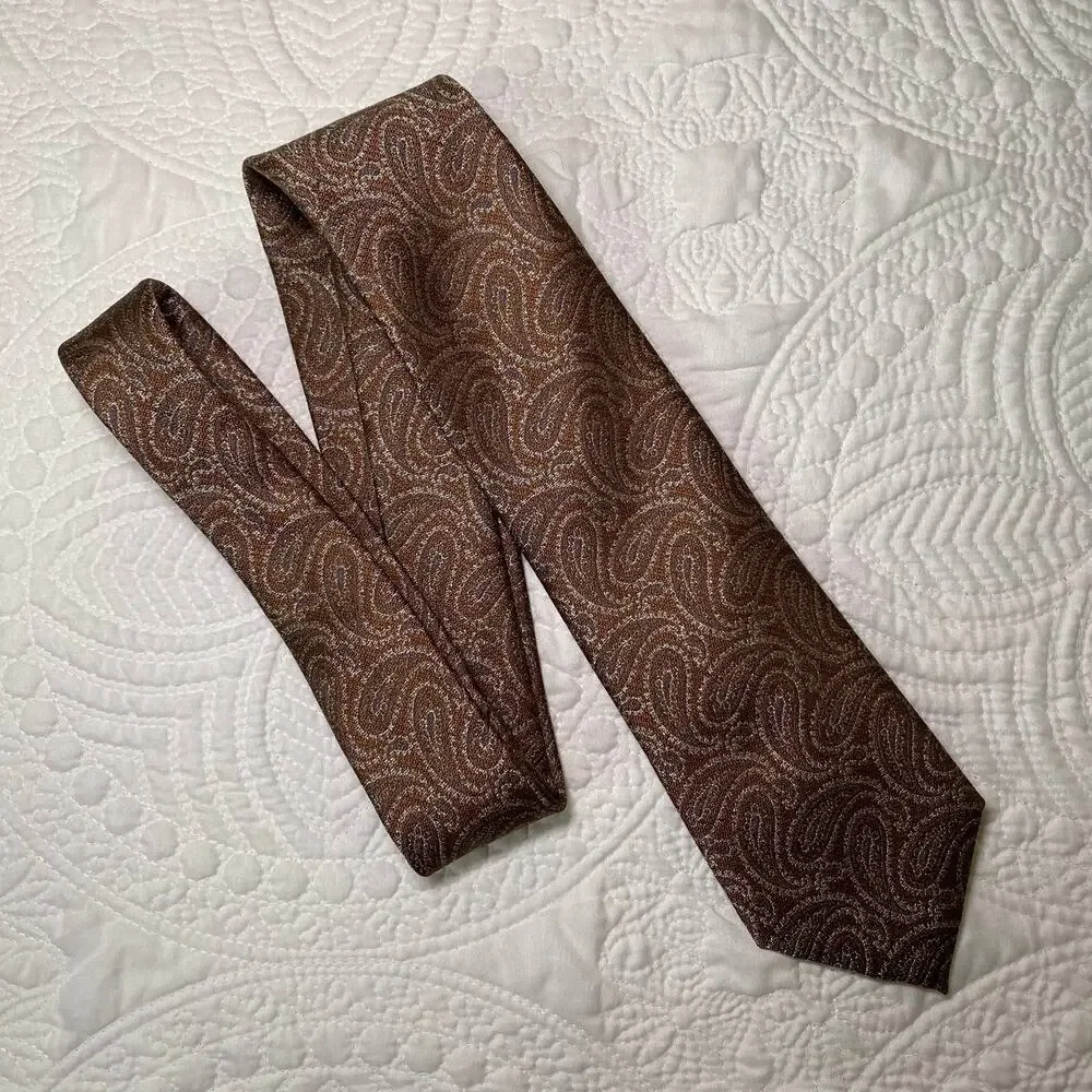 Jos A Bank Reserve Men's Brown Paisley Silk Neck Tie 60